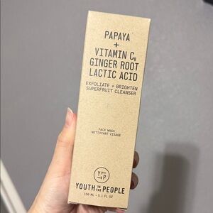Papaya + Vitamin C Cleanser